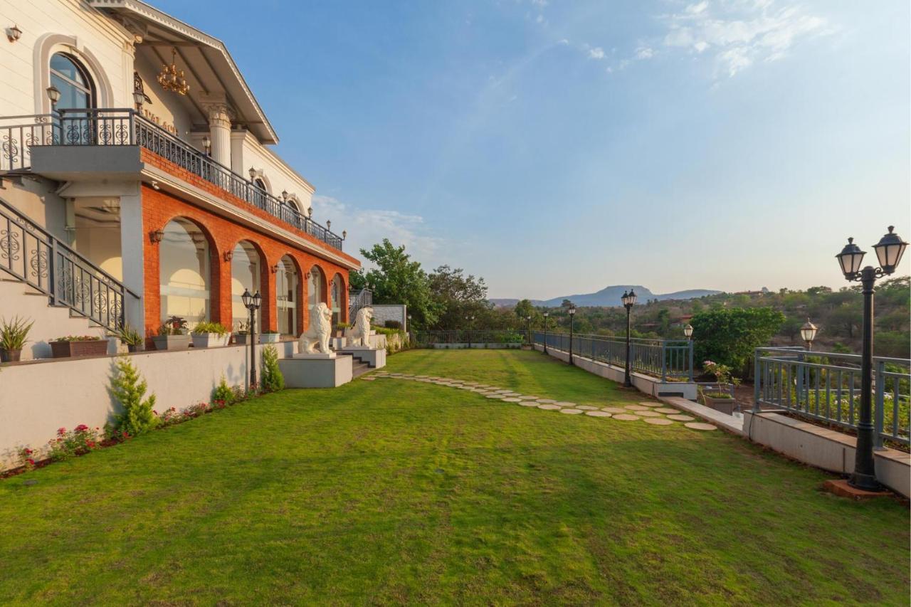 נאסיק Bellevue Palace By Stayvista - Lavish Abode With A Pool, Landscaped Lawn, Gazebo & Adventure Activities מראה חיצוני תמונה